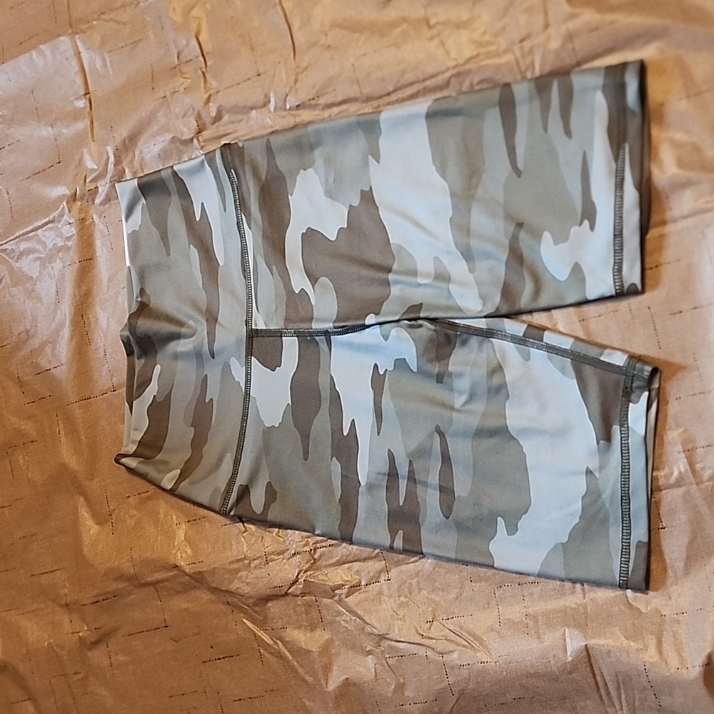 Aerie bike shorts